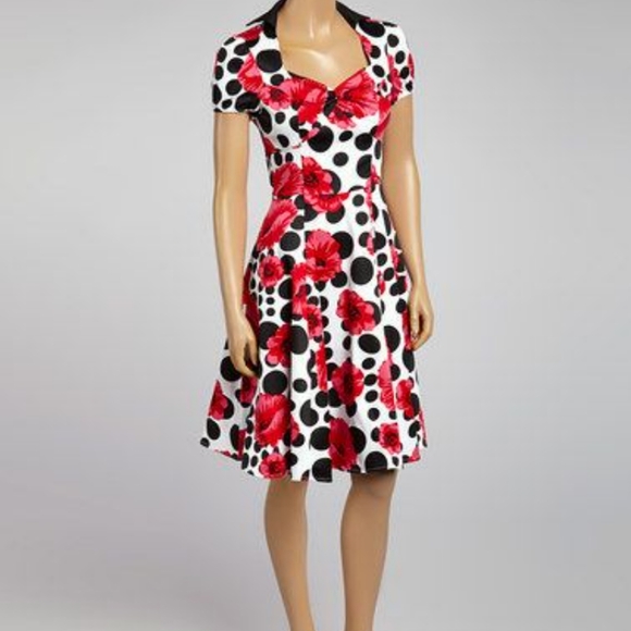 Hand & Roses London Dresses & Skirts - H&R London red floral black polka dot collar sweetheart neckline pinup dress